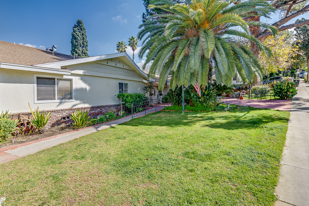 Leisure Vale Assisted Living in Glendale